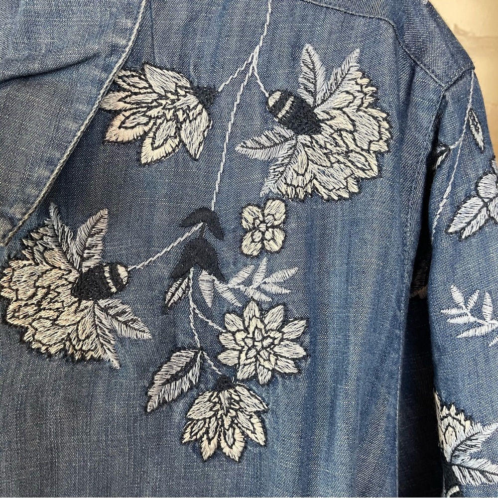 Blue Floral Embroidered Button-Up Shirt, 3X - Picture 3 of 15